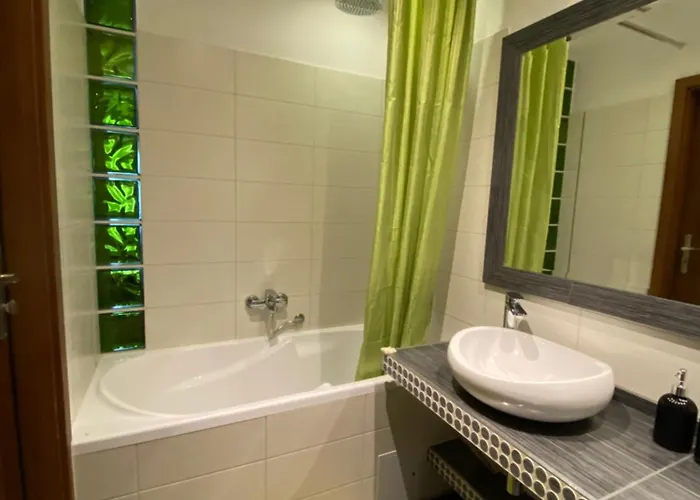 Apartament Mosiezna & Taras & Free Parking & Self Check In 24h