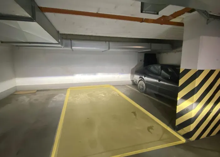 Mosiezna & Taras & Free Parking & Self Check In 24h Apartament *