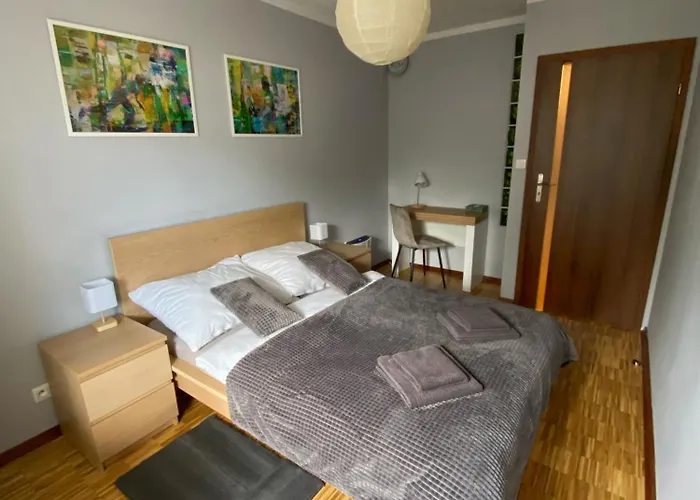 Mosiezna & Taras & Free Parking & Self Check In 24h Apartament
